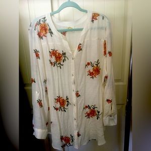 Fig and Flowers Embroidered Shirt Size 3 NWOT